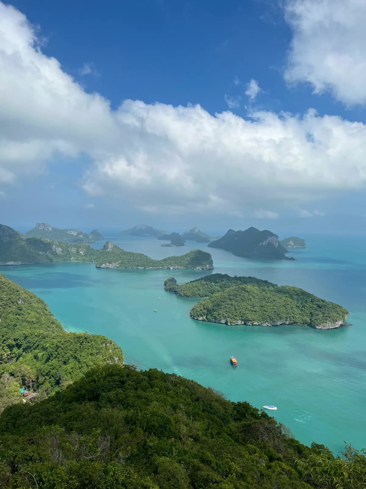 Green islands and turquoise sea by the Ko Samet pier